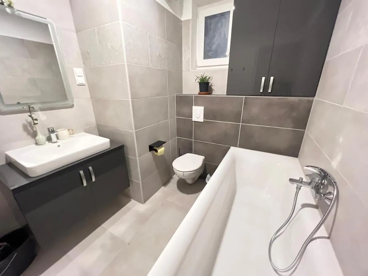 Apartmán Danube 3 Beds With Big Balcony Parking 10Euro A Day Budapešť Maďarsko