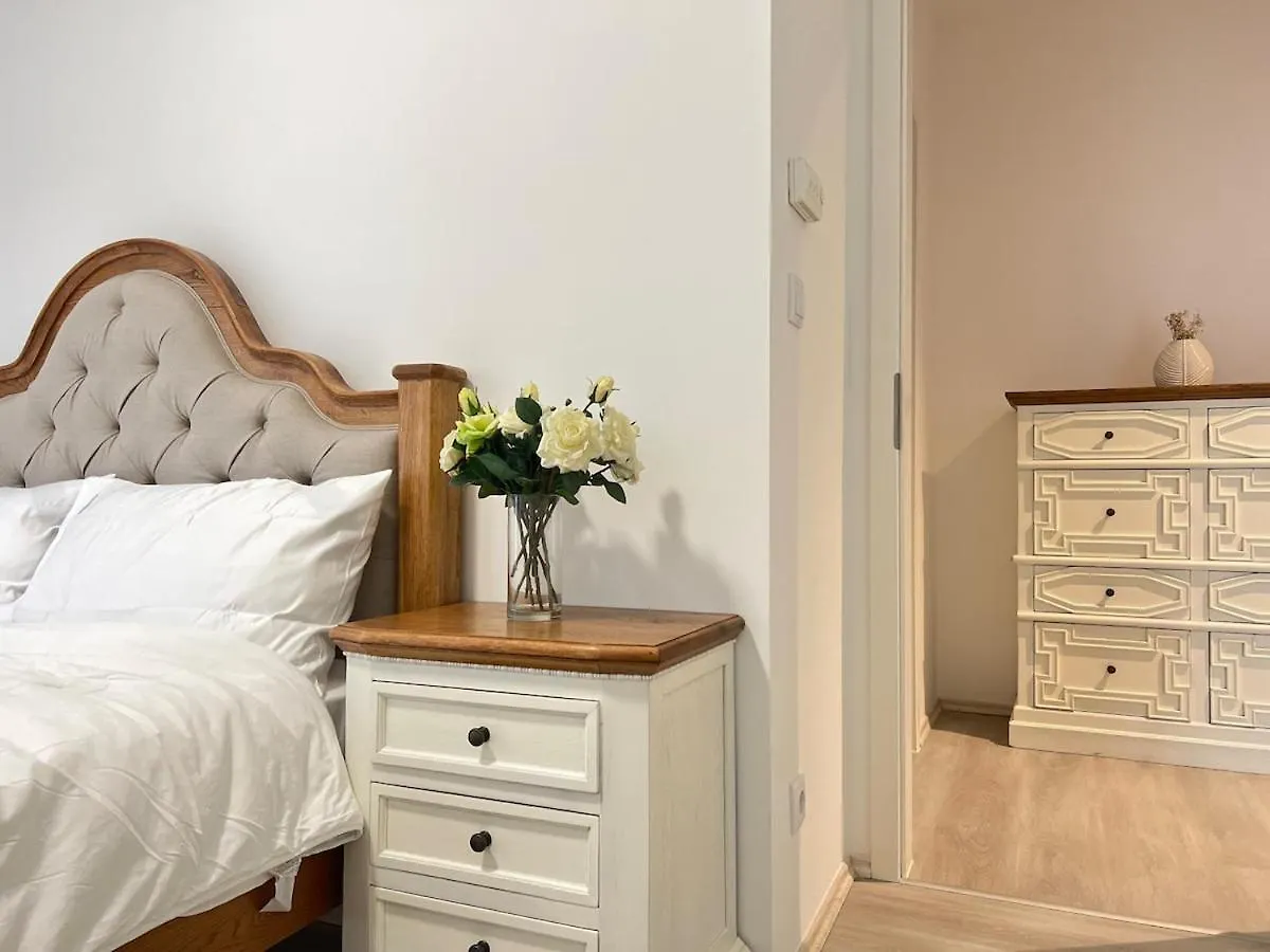 Danube 3 Beds With Big Balcony Parking 10Euro A Day Apartment Budapest