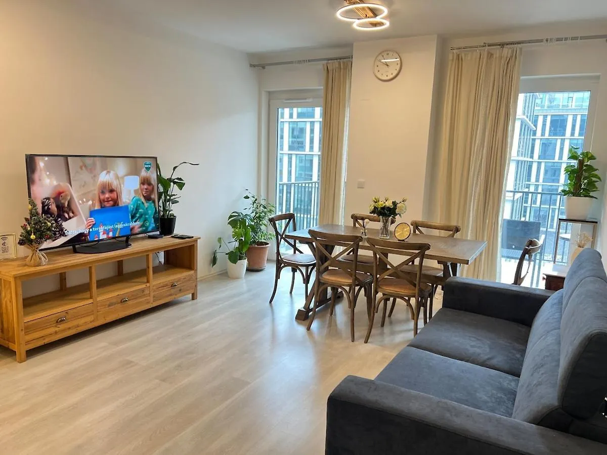 Danube 3 Beds With Big Balcony Parking 10Euro A Day Apartment Budapest 0*,  Hungary