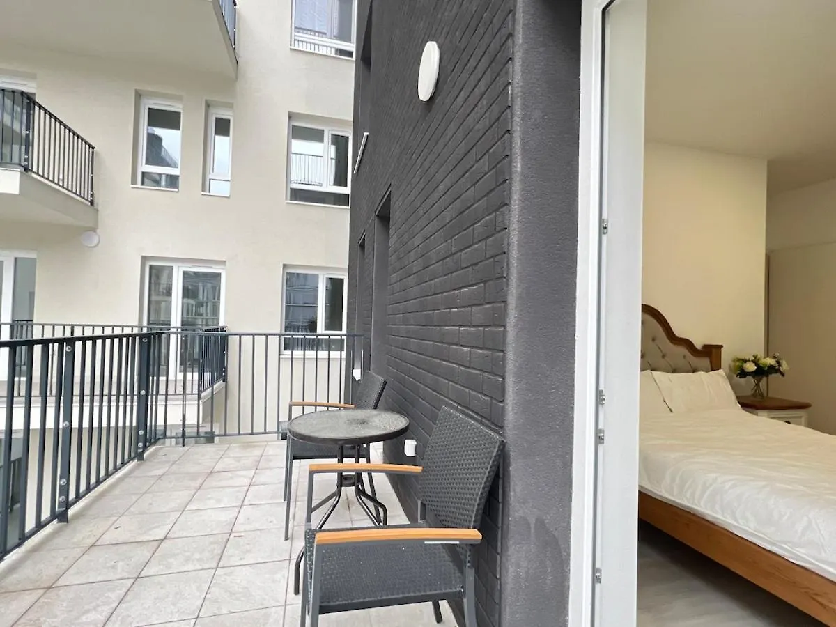 Danube 3 Beds With Big Balcony Parking 10Euro A Day Apartment Budapest Hungary